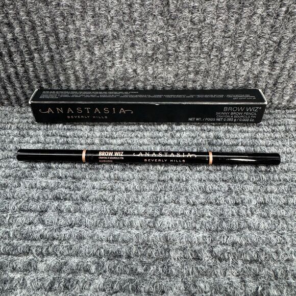 Anastasia Beverly Hills Brow Wiz In AUBURN Ultra-Slim Precision Eyebrow Pencil - Picture 1 of 5